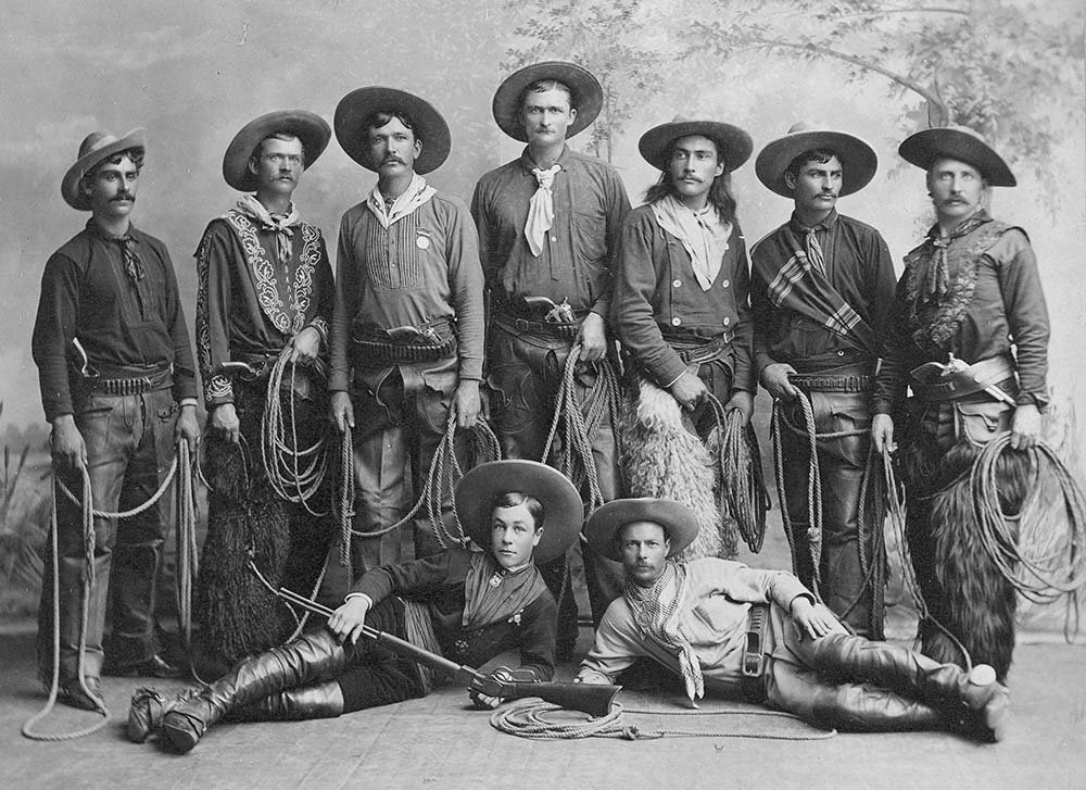 مردان آمریکایی با لباس western