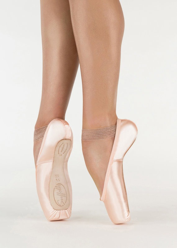 Pointe Shoes
