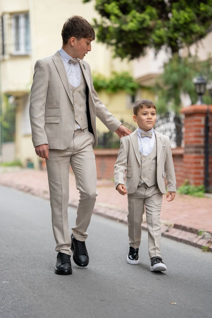 کت و شلوار برای لباس مجلسی پسرانه عید