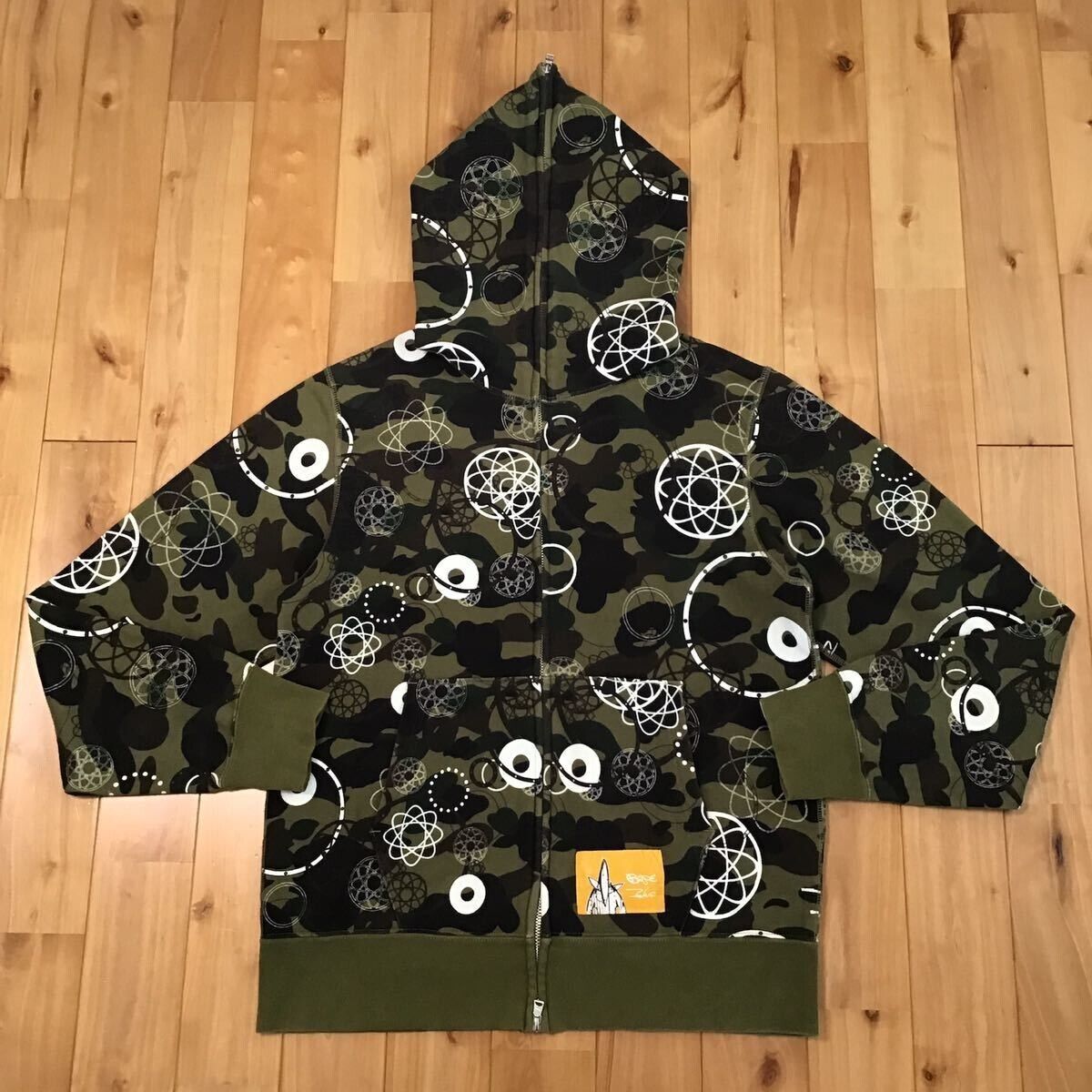 همکاری فیوچرا و Bape
