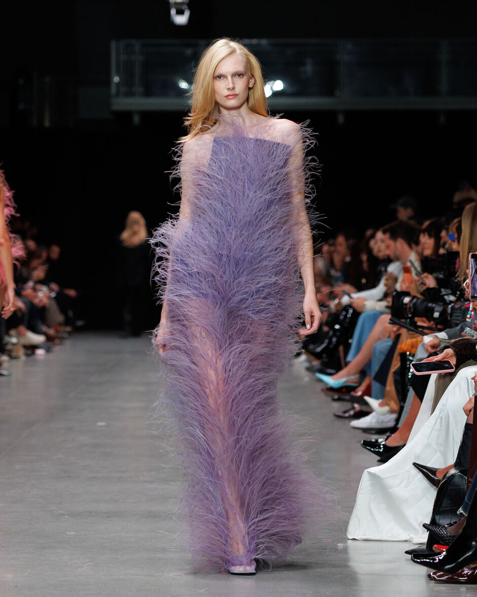 Stella McCartney و لباسهایی که هوا را تصفیه میکنند