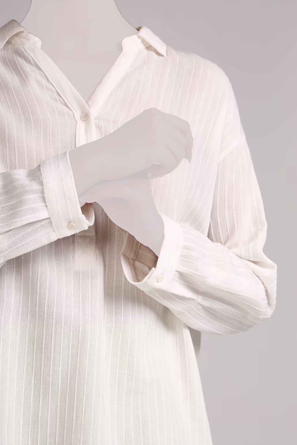 بلوز سفید دکمهدار (White Button-Down Shirt)
